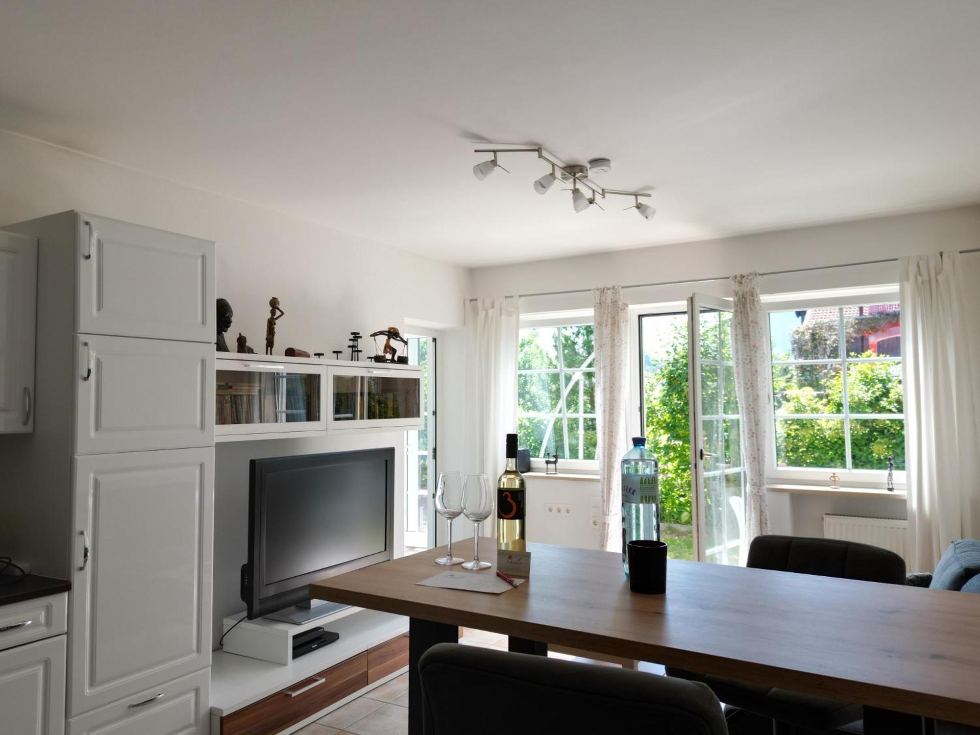 Villa Schaller - Apartment Krumpendorf エクステリア 写真