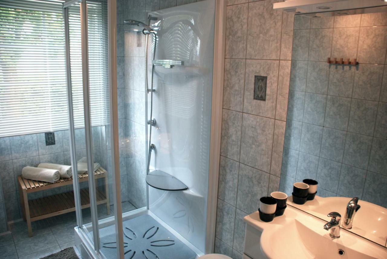 Villa Schaller - Apartment Krumpendorf エクステリア 写真